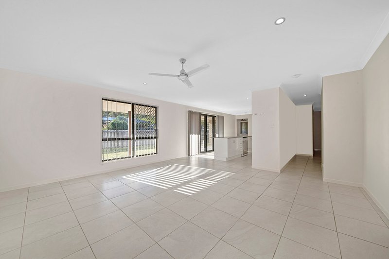 Photo - 16 Parkview Drive, Yeppoon QLD 4703 - Image 7