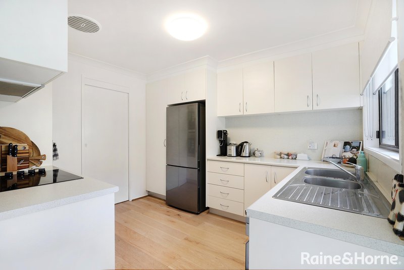 Photo - 16 Paul Crescent, Moss Vale NSW 2577 - Image 4