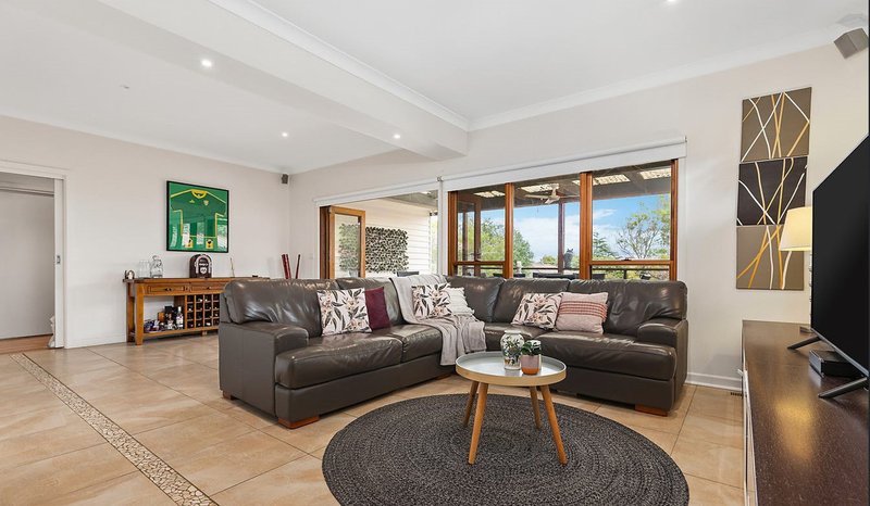 Photo - 16 Peacock Street, Burwood VIC 3125 - Image 5