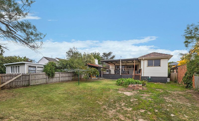 Photo - 16 Peacock Street, Burwood VIC 3125 - Image 7