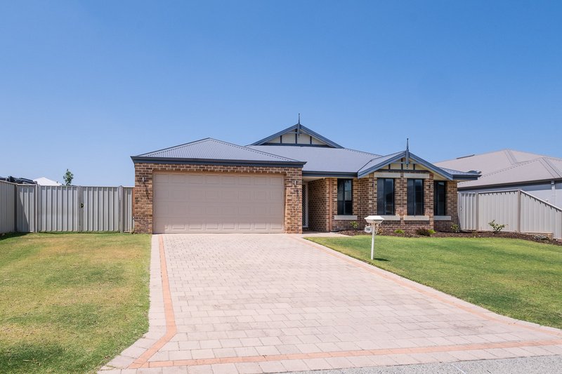 Photo - 16 Pearl Link, Australind WA 6233 - Image 2