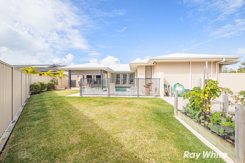 Photo - 16 Pectoral Place, Banksia Beach QLD 4507 - Image 18