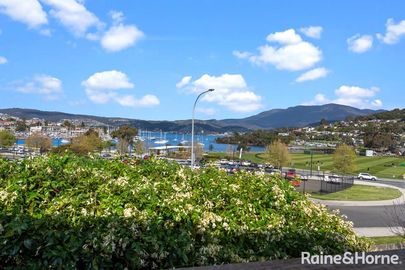 Photo - 1/6 Pembroke Place, Bellerive TAS 7018 - Image 14