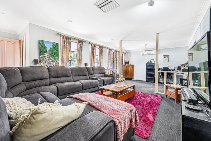 Photo - 16 Peregrine Avenue, Tamworth NSW 2340 - Image 3