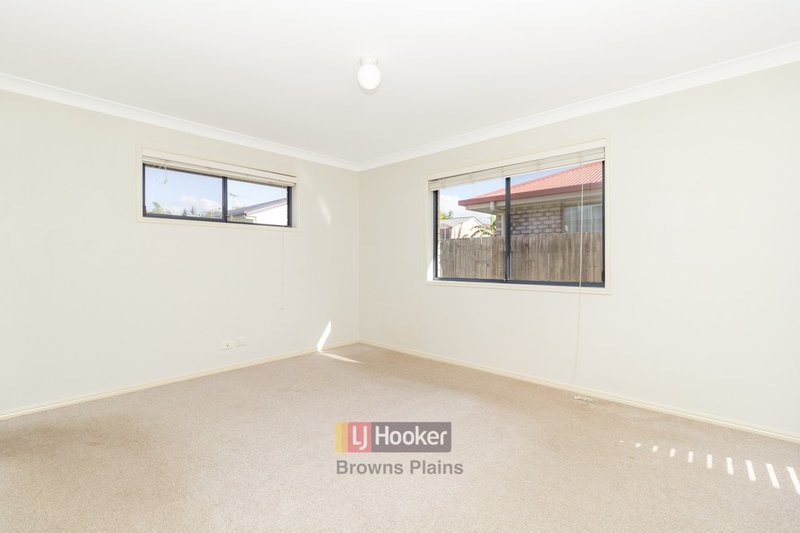 Photo - 16 Pidgeon Boulevard, Crestmead QLD 4132 - Image 8