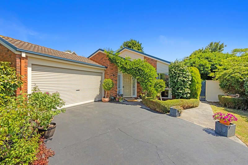 16 Pinnacle Rise, Lilydale VIC 3140