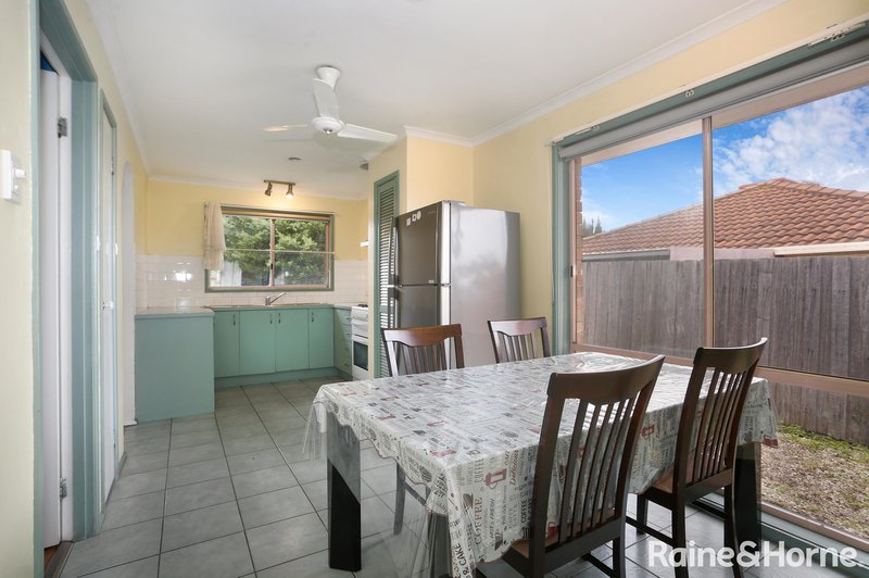 Photo - 16 Pinus Place, Meadow Heights VIC 3048 - Image 5