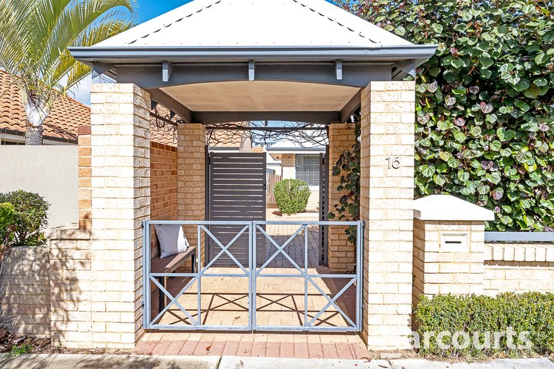 Photo - 16 Plaistow Street, Joondalup WA 6027 - Image 2