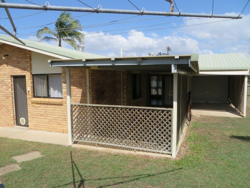 Photo - 16 Pleasant Avenue, Tannum Sands QLD 4680 - Image 14