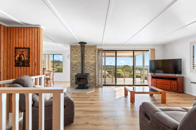 Photo - 16 Pleasant Place, Tuross Head NSW 2537 - Image 3
