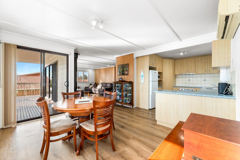 Photo - 16 Pleasant Place, Tuross Head NSW 2537 - Image 7