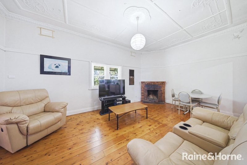 Photo - 1/6 Porter Avenue, East Maitland NSW 2323 - Image 4