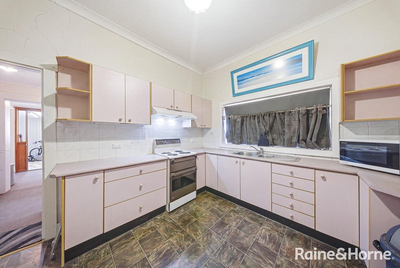 Photo - 1/6 Porter Avenue, East Maitland NSW 2323 - Image 7