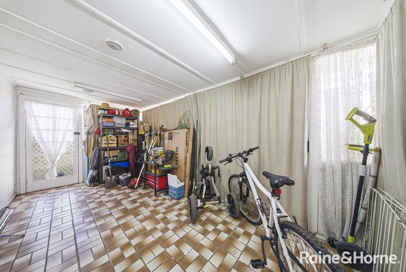 Photo - 1/6 Porter Avenue, East Maitland NSW 2323 - Image 9