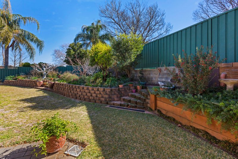 Photo - 16 Prentice Avenue, Tamworth NSW 2340 - Image 12