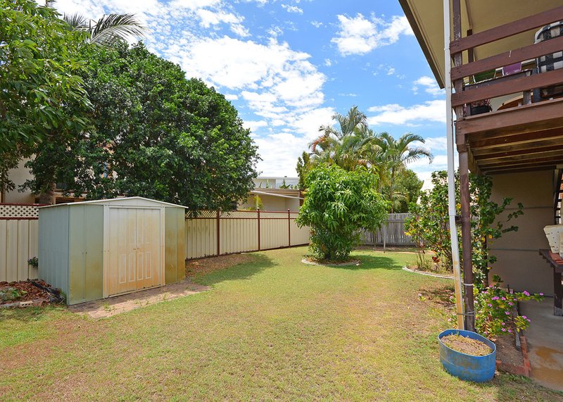 Photo - 16 Prince Street, Urangan QLD 4655 - Image 22