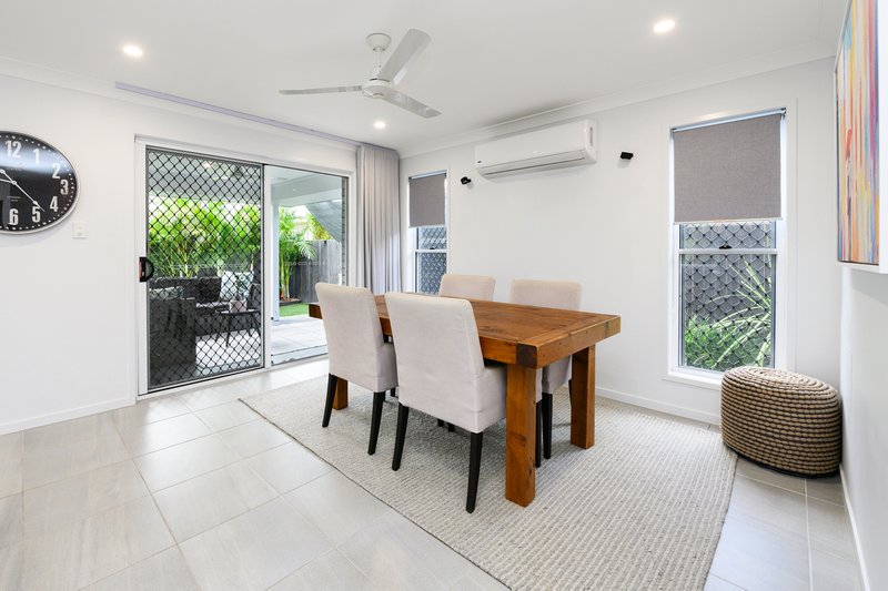 Photo - 16 Promenade Circuit, Rothwell QLD 4022 - Image 7