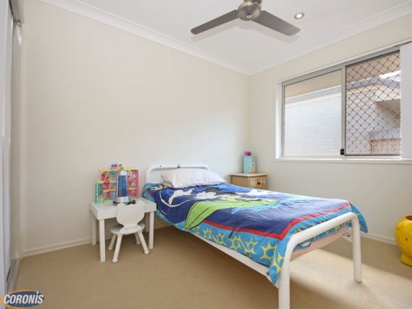 Photo - 16 Pumello Court, Bellmere QLD 4510 - Image 7