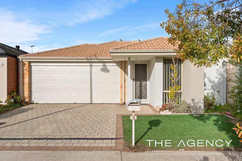 Photo - 16 Pumice Road, Treeby WA 6164 - Image 1