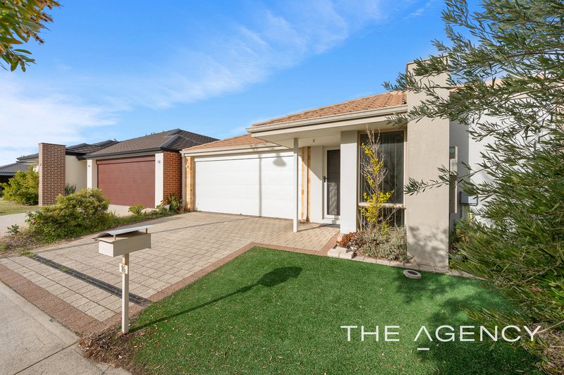 Photo - 16 Pumice Road, Treeby WA 6164 - Image 2