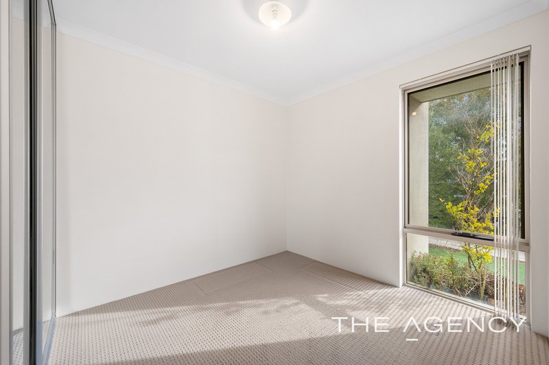 Photo - 16 Pumice Road, Treeby WA 6164 - Image 18