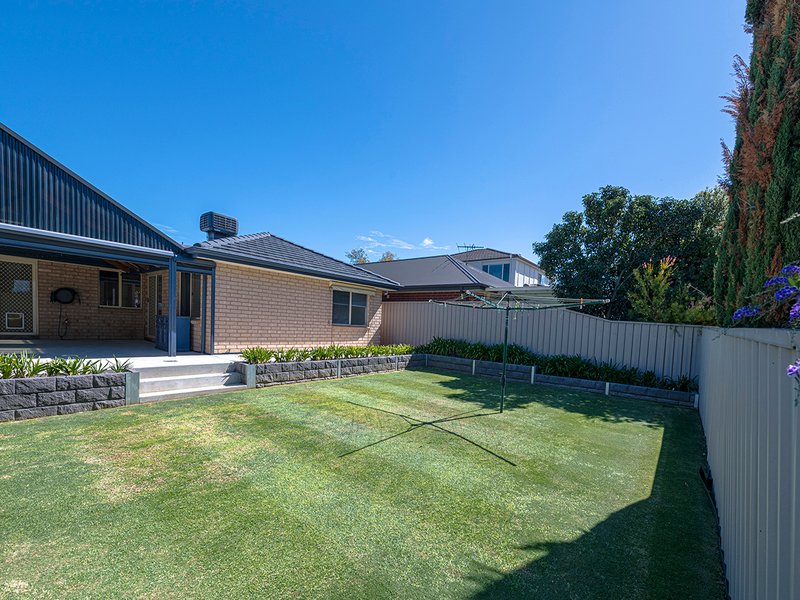 Photo - 16 Quartz Place, Sheidow Park SA 5158 - Image 21