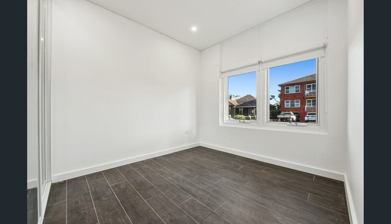 Photo - 1/6 Queens Avenue, Kogarah NSW 2217 - Image 5