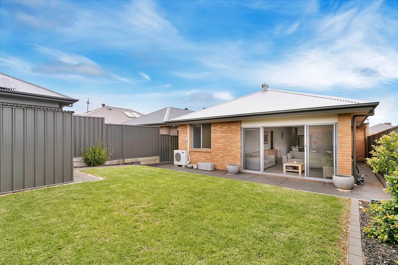 Photo - 16 Queensberry Way, Blakeview SA 5114 - Image 14