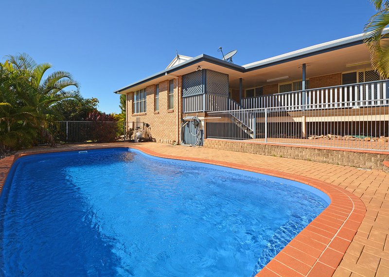 16 Queensbury Grove, Urraween QLD 4655