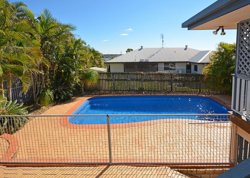 Photo - 16 Queensbury Grove, Urraween QLD 4655 - Image 18