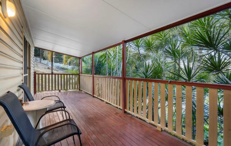 Photo - 16 Rae Court, Mount Warren Park QLD 4207 - Image 31