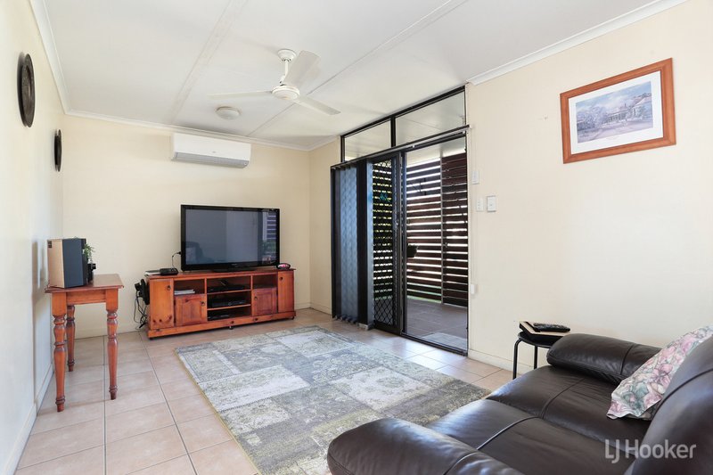 Photo - 16 Ranald Avenue, Ningi QLD 4511 - Image 4