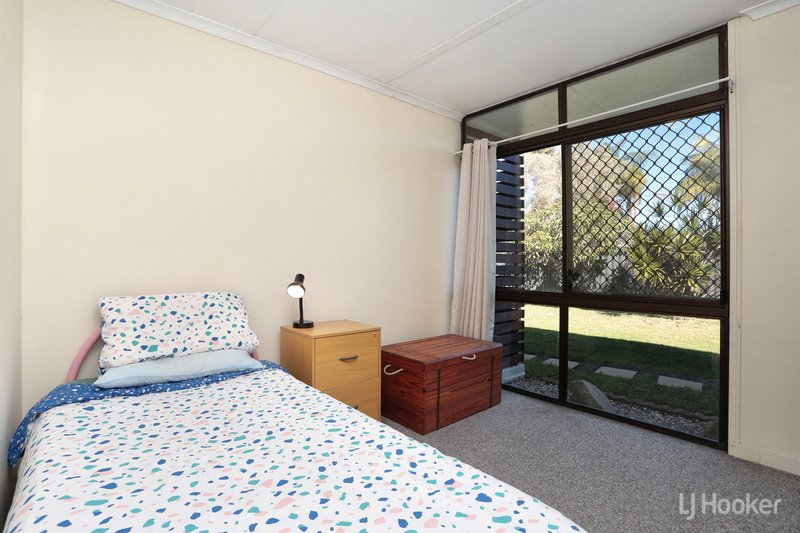 Photo - 16 Ranald Avenue, Ningi QLD 4511 - Image 7