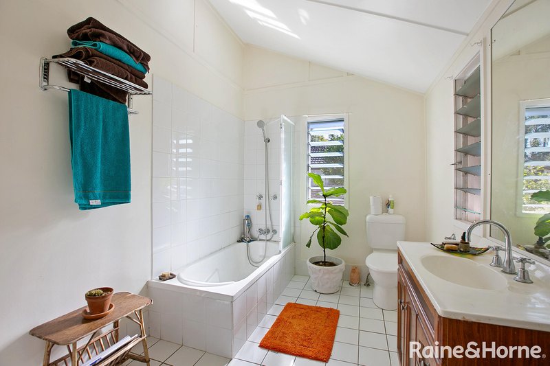 Photo - 16 Rectory Street, Pomona QLD 4568 - Image 4