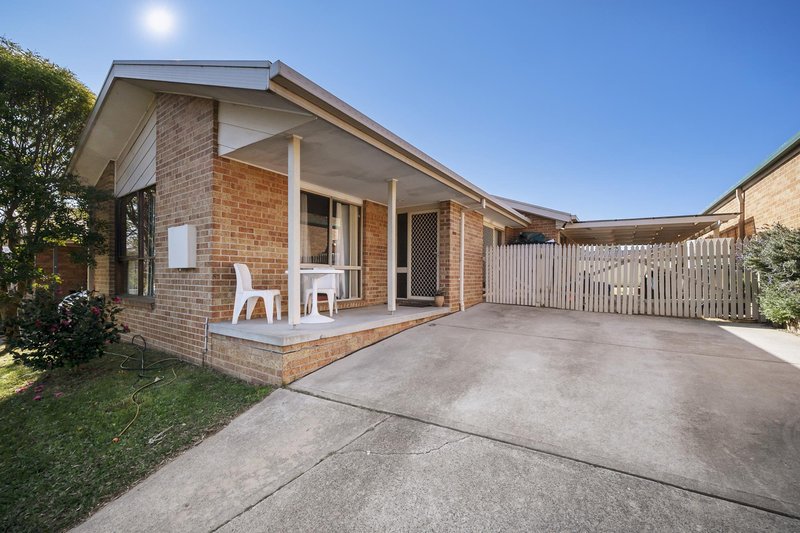 Photo - 16 Redcliffe Street, Palmerston ACT 2913 - Image 2