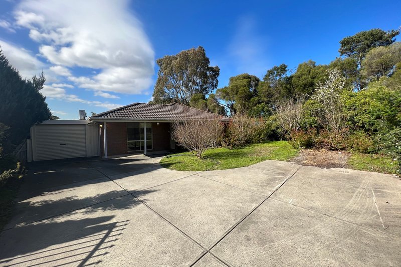 Photo - 16 Redwood Avenue, Hampton Park VIC 3976 - Image 2