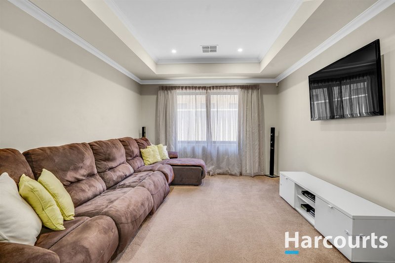 Photo - 16 Rees Place, Wannanup WA 6210 - Image 9