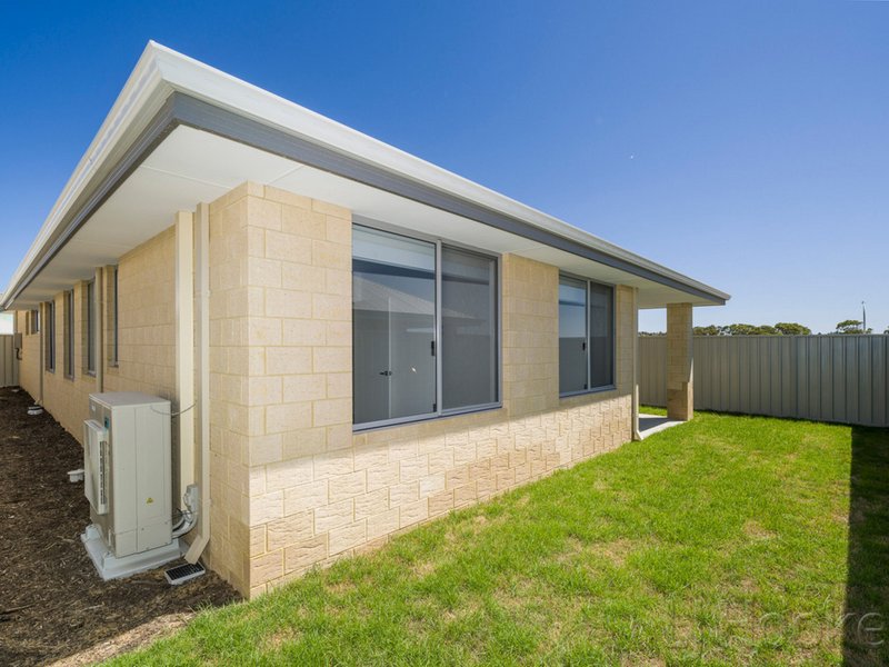 Photo - 16 Relaxation Loop, Yanchep WA 6035 - Image 6