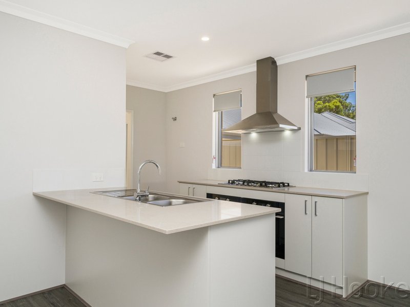 Photo - 16 Relaxation Loop, Yanchep WA 6035 - Image 18