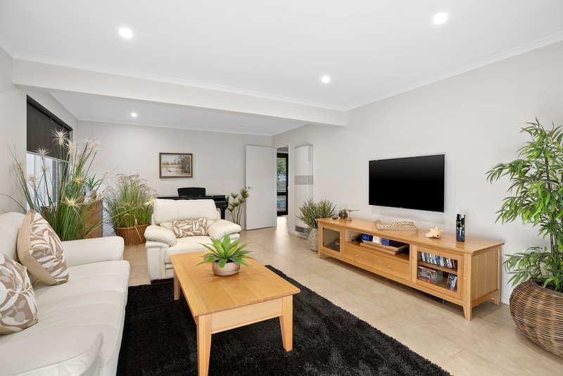Photo - 16 Rembrandt Drive, Wheelers Hill VIC 3150 - Image 2