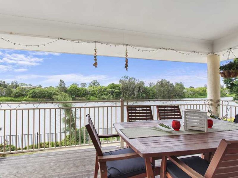 Photo - 16 Resort Drive, Robina QLD 4226 - Image 3