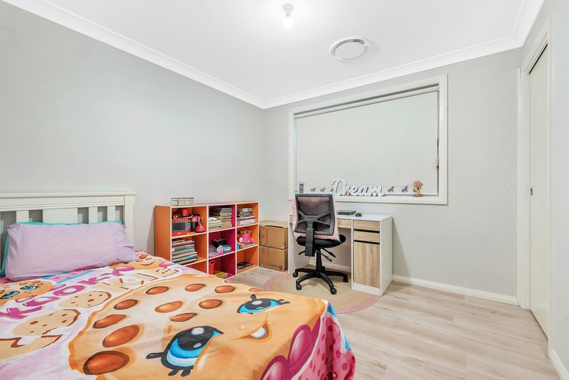 Photo - 16 Richard Loop, Oran Park NSW 2570 - Image 9