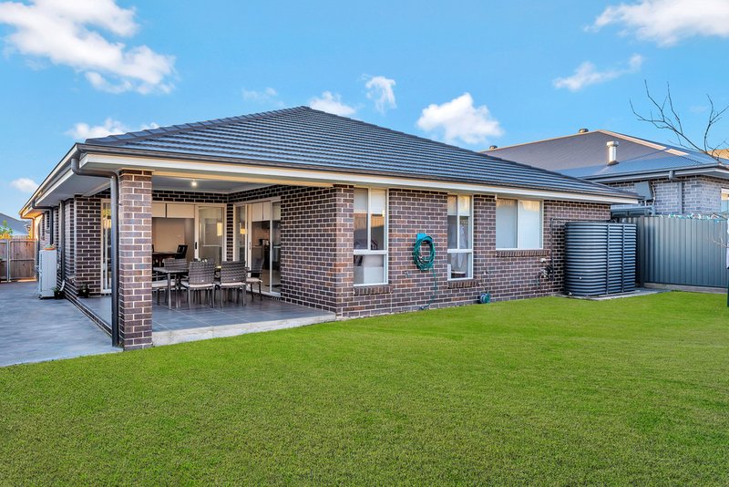 Photo - 16 Richard Loop, Oran Park NSW 2570 - Image 11