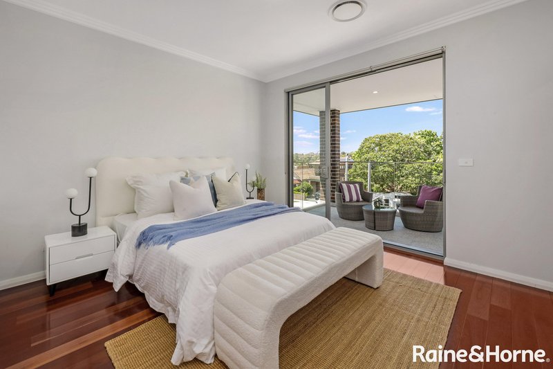 Photo - 16 Rickard Street, Rodd Point NSW 2046 - Image 9