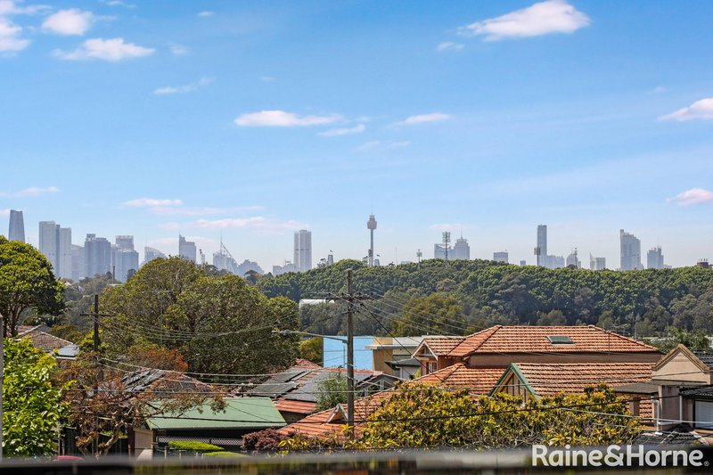 Photo - 16 Rickard Street, Rodd Point NSW 2046 - Image 10