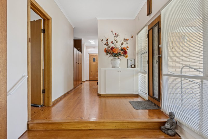 Photo - 16 Ridgway Drive, Flagstaff Hill SA 5159 - Image 2