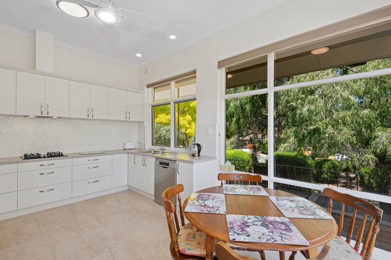 Photo - 16 Ridgway Drive, Flagstaff Hill SA 5159 - Image 8