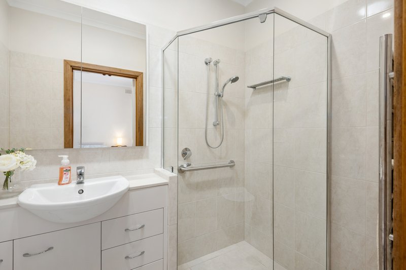 Photo - 16 Ridgway Drive, Flagstaff Hill SA 5159 - Image 12