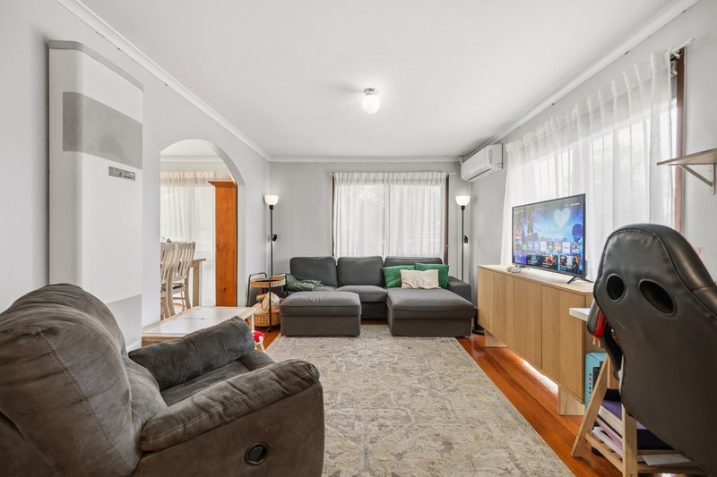 Photo - 16 Riding Way, Ferntree Gully VIC 3156 - Image 3