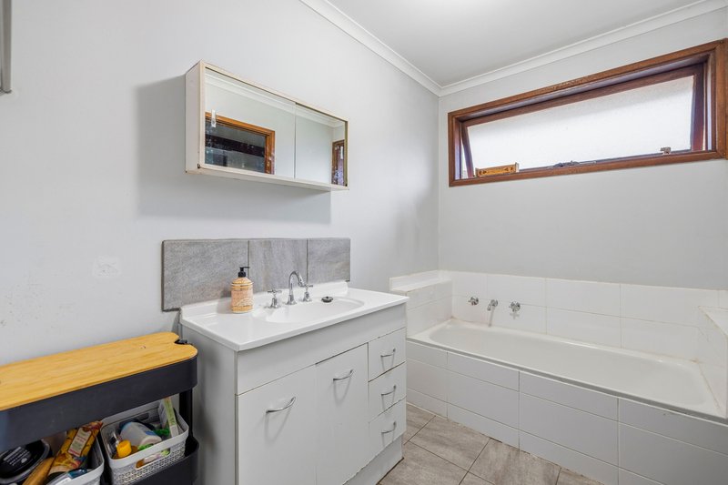 Photo - 16 Riding Way, Ferntree Gully VIC 3156 - Image 13